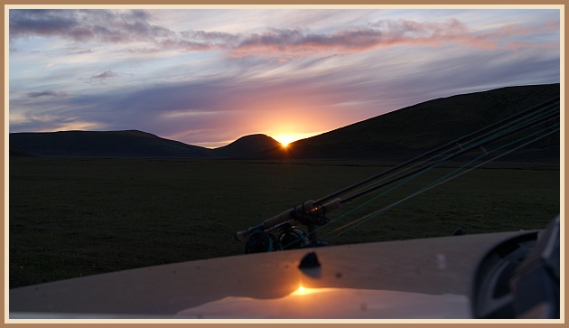 Sólsetur við Dómadal