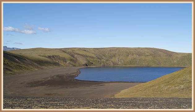 Lifrafjallavatn séð af Dómadalshálsi