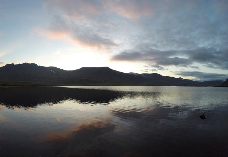 Hítarvatn að kvöldi 17.júní