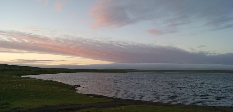 Sólsetur við Langavatn á Skaga